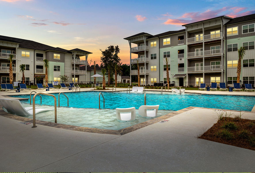 Apartments With Pool